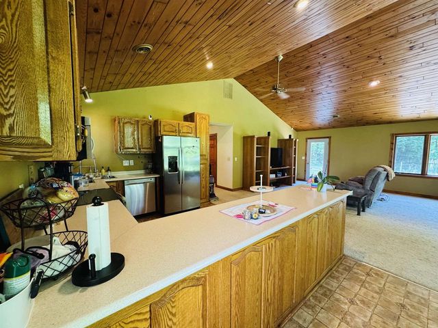 W3591 Twin Lane, Redgranite, WI 54970