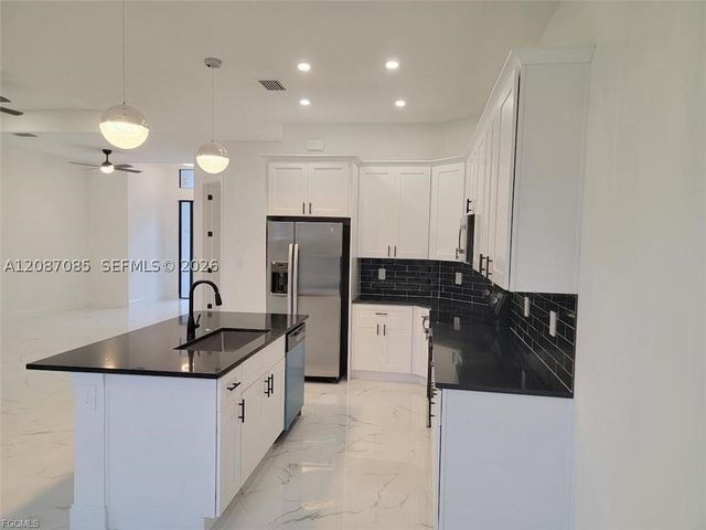 3415 E 36 ST SW, Lehigh Acres, FL 33976