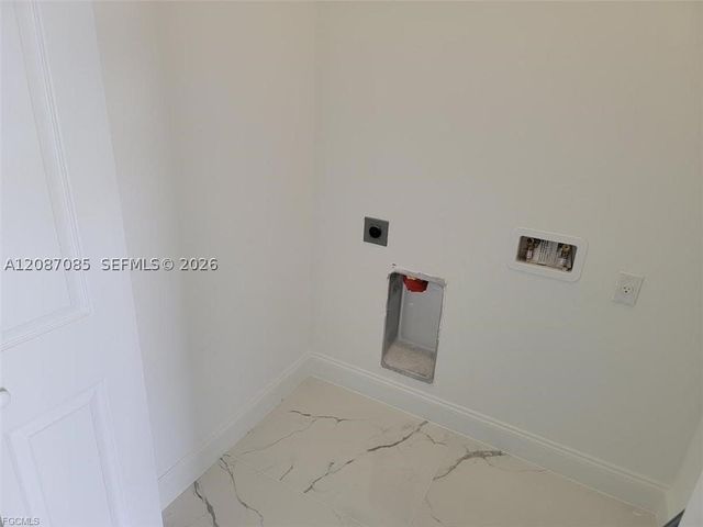 3415 E 36 ST SW, Lehigh Acres, FL 33976