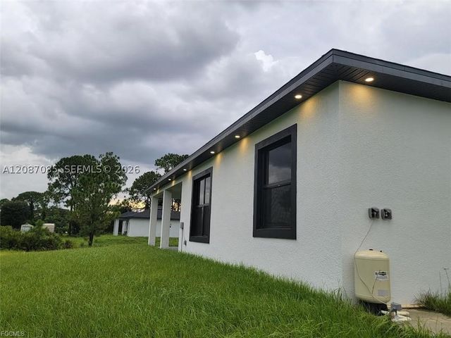3415 E 36 ST SW, Lehigh Acres, FL 33976