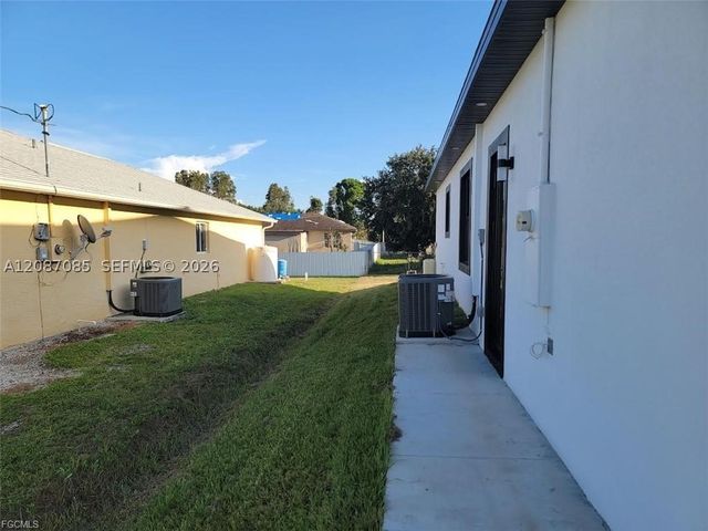 3415 E 36 ST SW, Lehigh Acres, FL 33976