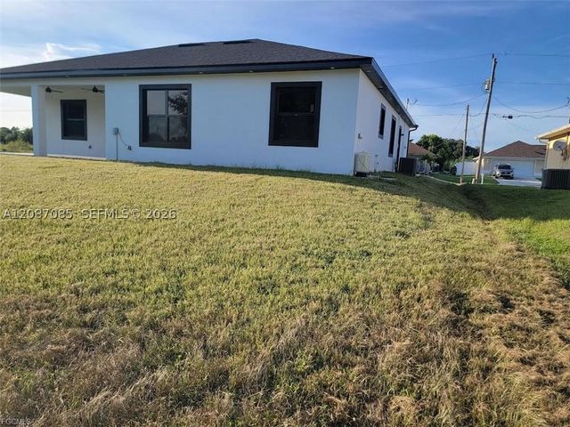 3415 E 36 ST SW, Lehigh Acres, FL 33976