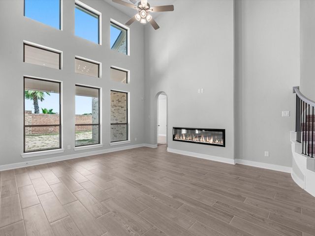 203 Yellow Rosewood Lane, New Caney, TX 77357
