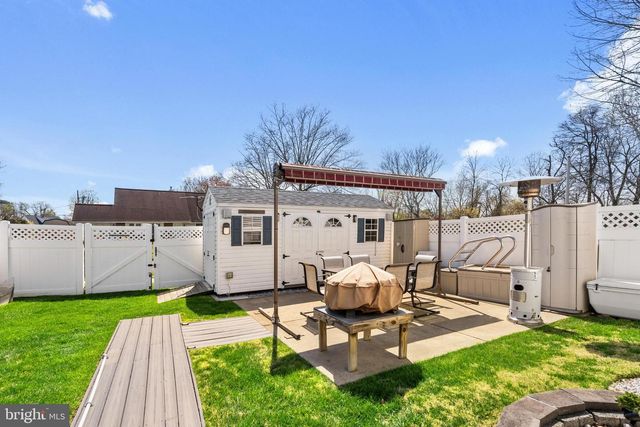 54 QUINCY DR, Levittown, PA 19057