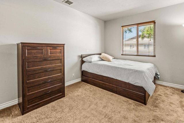 8980 Lamar St 18, Spring Valley, CA 91977