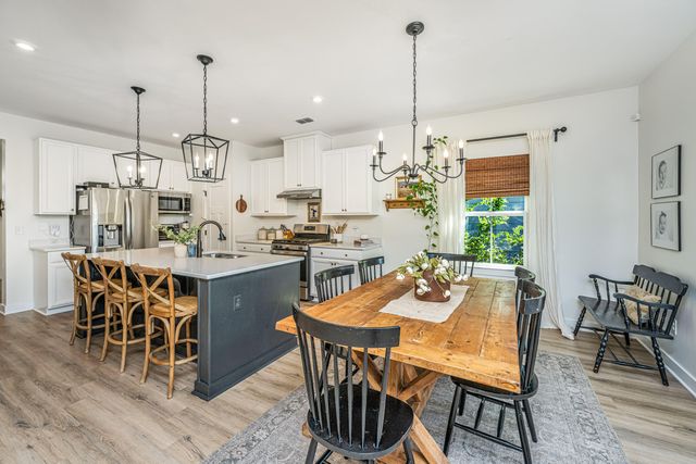 111 Corvus Street, Summerville, SC 29483