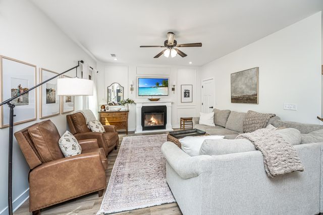 111 Corvus Street, Summerville, SC 29483