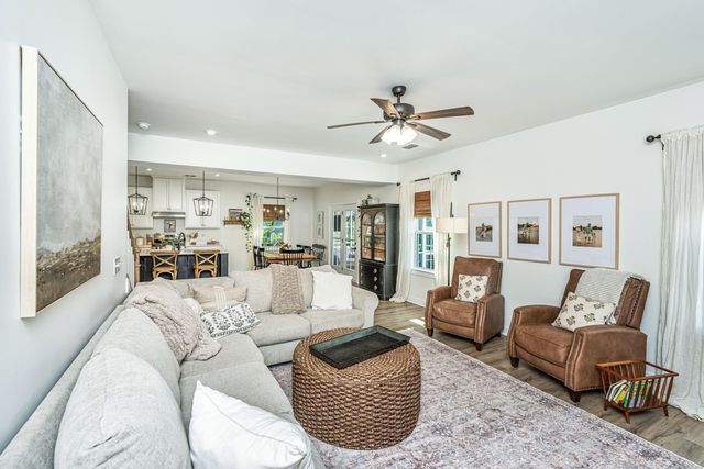 111 Corvus Street, Summerville, SC 29483