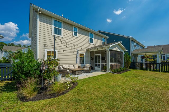 111 Corvus Street, Summerville, SC 29483