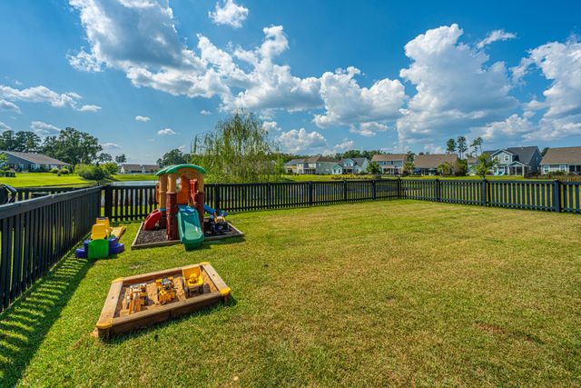 111 Corvus Street, Summerville, SC 29483