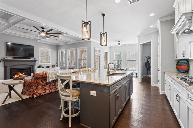 2082 Westwood SE Road, Smyrna, GA 30080