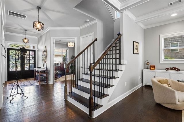 2082 Westwood SE Road, Smyrna, GA 30080