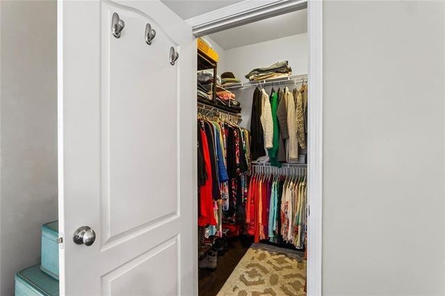 2082 Westwood SE Road, Smyrna, GA 30080