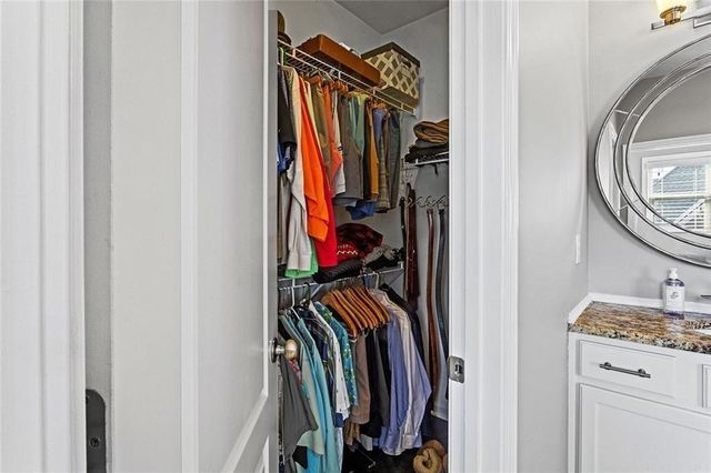 2082 Westwood SE Road, Smyrna, GA 30080