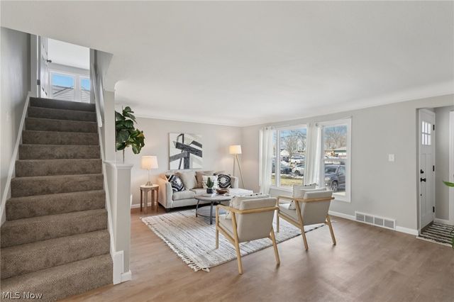 27003 Normandy Road, Bay Village, OH 44140