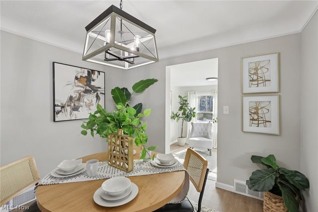 27003 Normandy Road, Bay Village, OH 44140