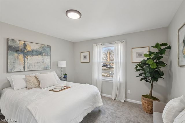 27003 Normandy Road, Bay Village, OH 44140