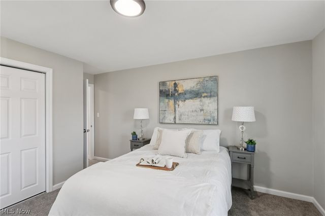 27003 Normandy Road, Bay Village, OH 44140