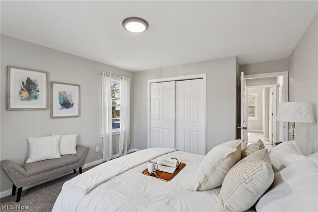 27003 Normandy Road, Bay Village, OH 44140