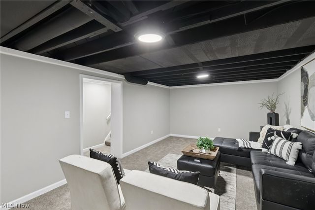 27003 Normandy Road, Bay Village, OH 44140