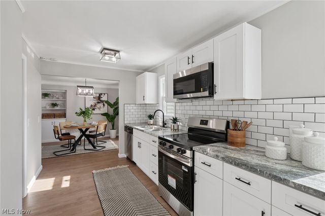 27003 Normandy Road, Bay Village, OH 44140