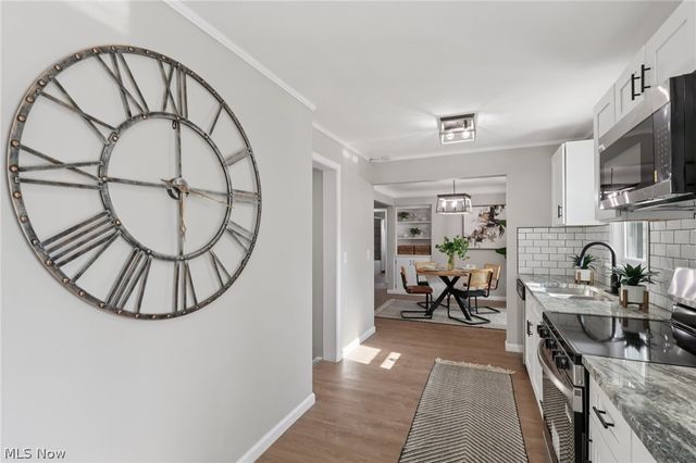 27003 Normandy Road, Bay Village, OH 44140