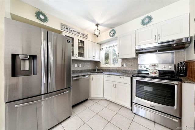 382 Hawkins Road, Centereach, NY 11720