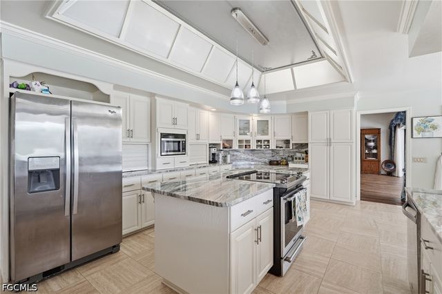 16676 Bobcat DR, Fort Myers, FL 33908