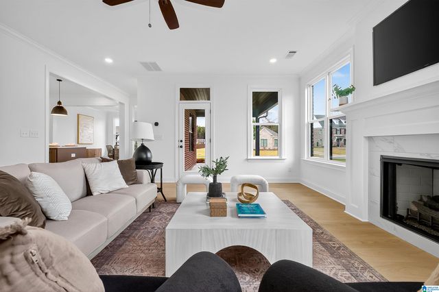 600 CALVERT CIRCLE, Hoover, AL 35244