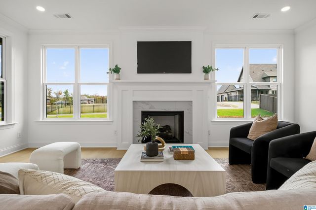 600 CALVERT CIRCLE, Hoover, AL 35244