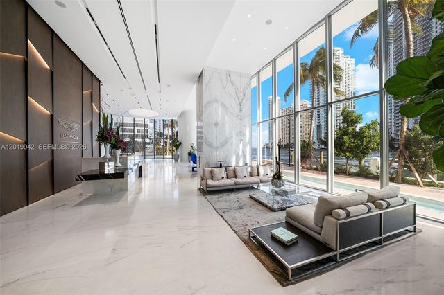 300 Biscayne Blvd Way 1605, Miami, FL 33131