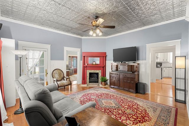 601 W 5th Street, Maypearl, TX 76064