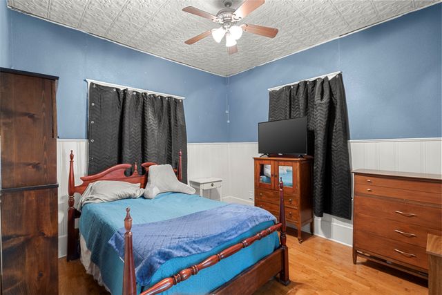 601 W 5th Street, Maypearl, TX 76064