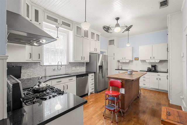 601 W 5th Street, Maypearl, TX 76064