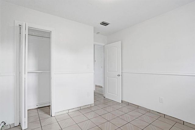 16920 NW 53rd Ave, Miami Gardens, FL 33055