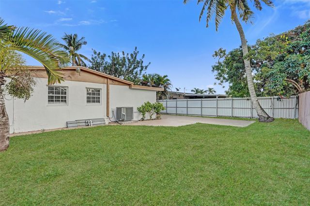 16920 NW 53rd Ave, Miami Gardens, FL 33055