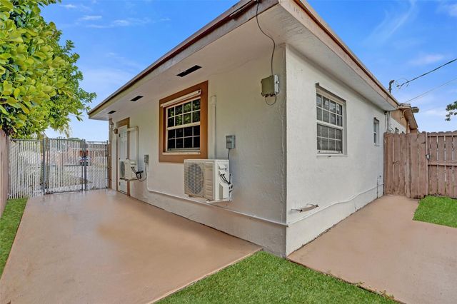 16920 NW 53rd Ave, Miami Gardens, FL 33055