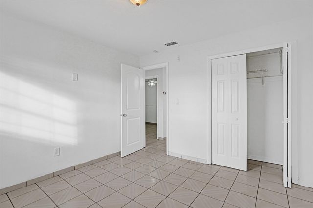 16920 NW 53rd Ave, Miami Gardens, FL 33055