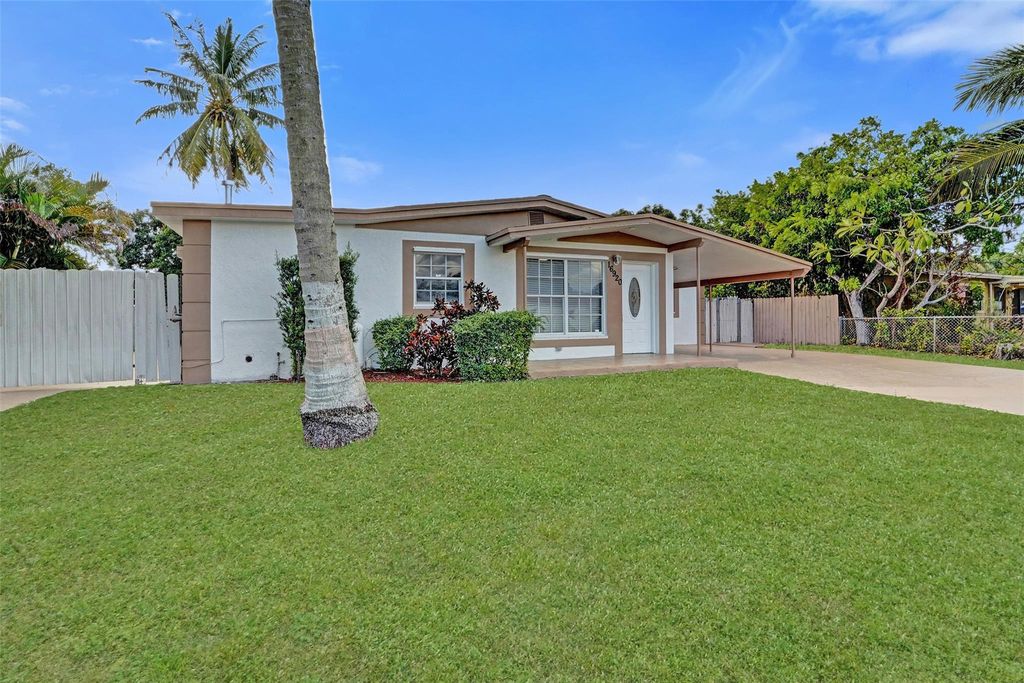 16920 NW 53rd Ave, Miami Gardens, FL 33055