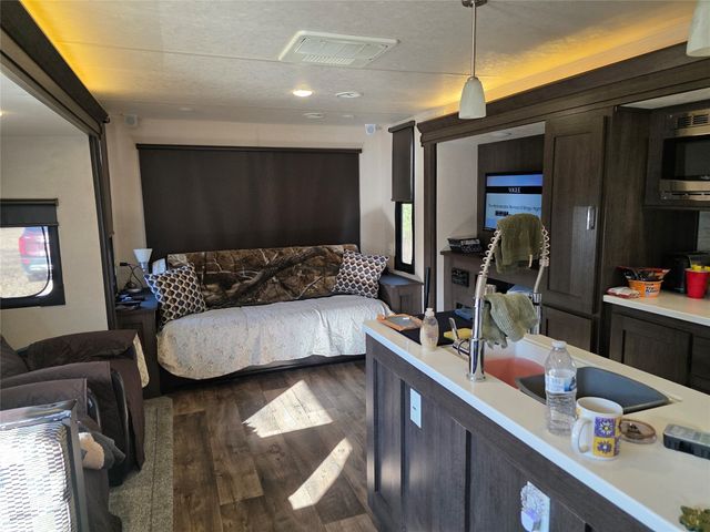 1191 County Road 3333, Omaha, TX 75571