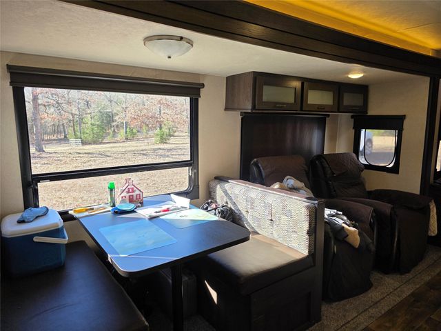 1191 County Road 3333, Omaha, TX 75571