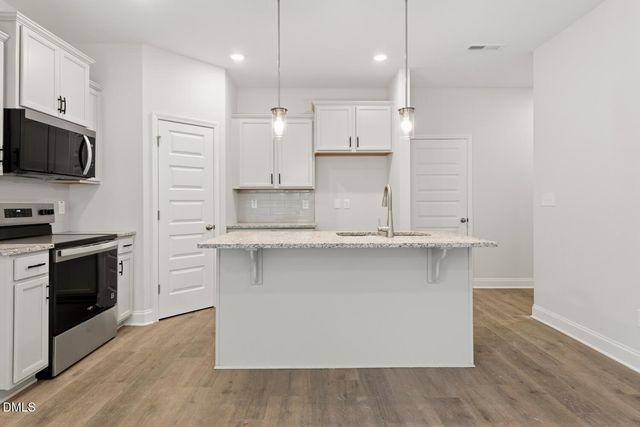 4462 Dominion Crest Drive, Apex, NC 27523