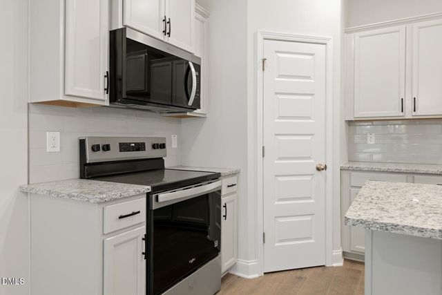 4462 Dominion Crest Drive, Apex, NC 27523
