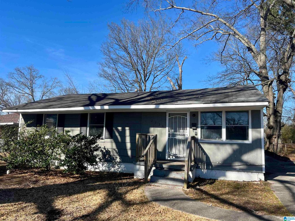 2724 LEE AVENUE SW, Birmingham, AL 35211