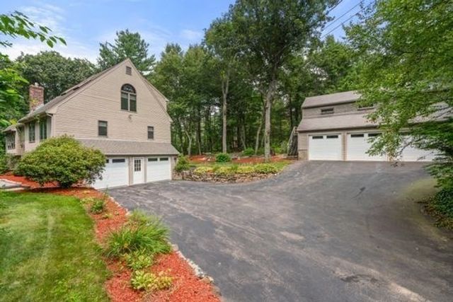 170 Millville Rd, Mendon, MA 01756