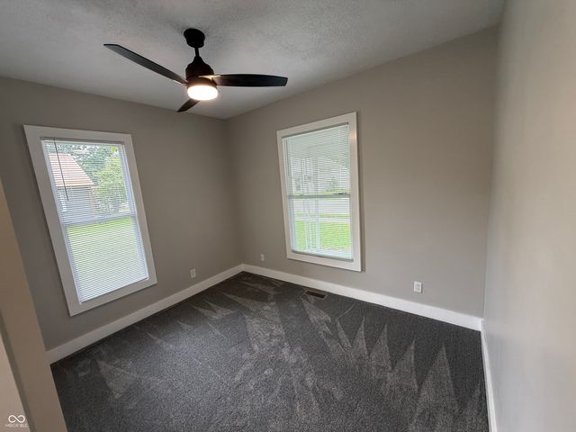 613 S 15th Street, Terre Haute, IN 47807