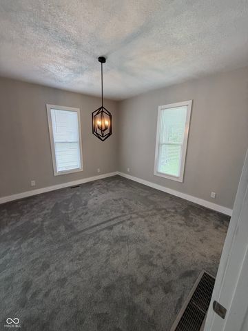 613 S 15th Street, Terre Haute, IN 47807