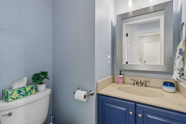 14558 Hawthorn Drive, Clive, IA 50325