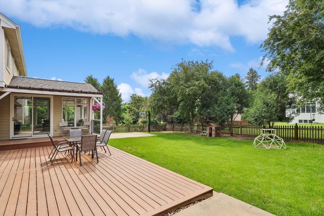 14558 Hawthorn Drive, Clive, IA 50325