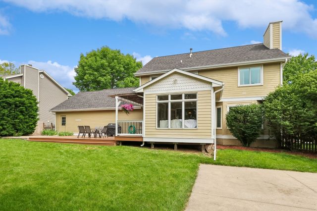 14558 Hawthorn Drive, Clive, IA 50325